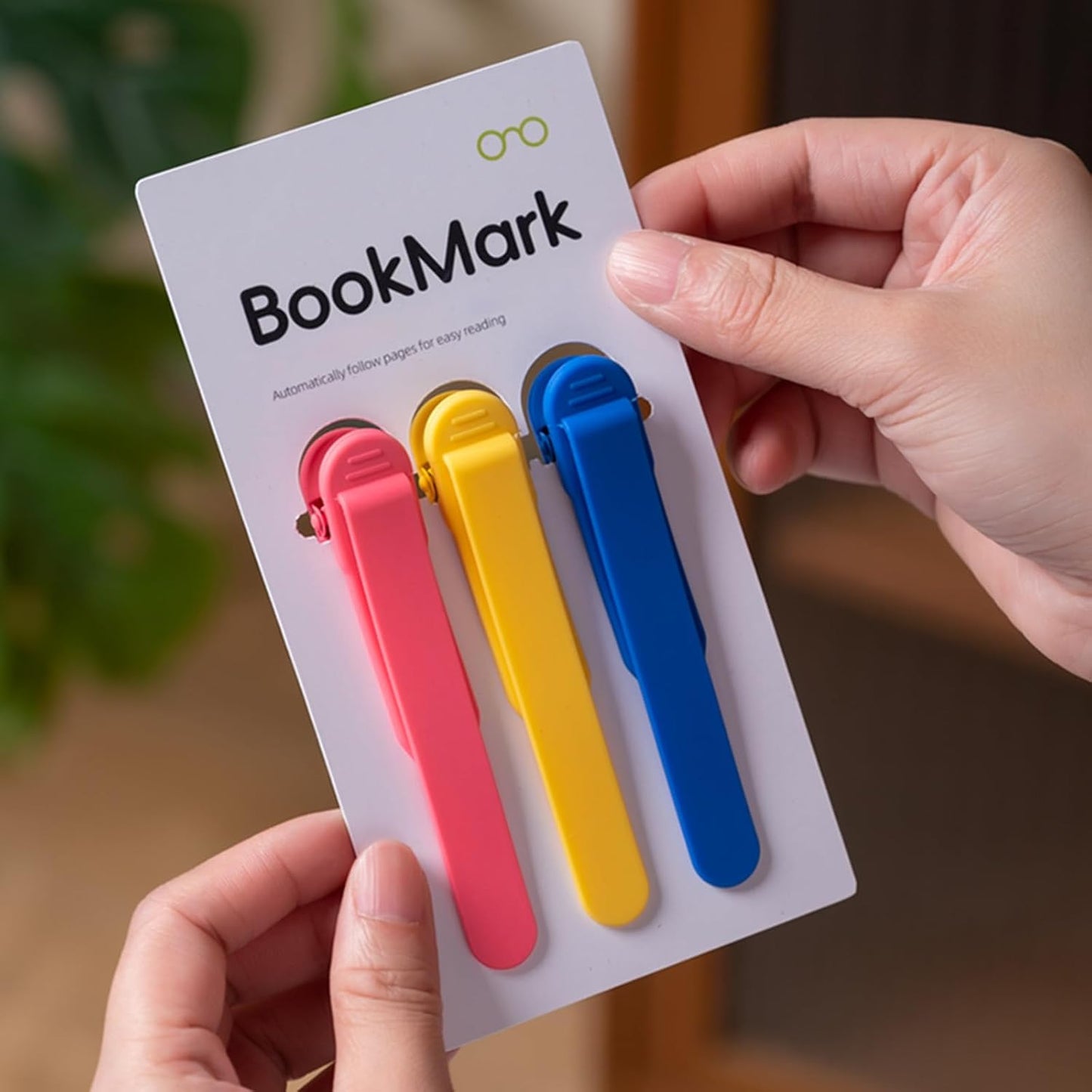 Smart Clip-On Silicone Bookmark | Premium Quality (G)