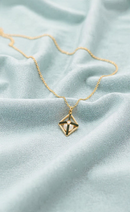Floating Pearl Cube Necklace [Limited Stock]